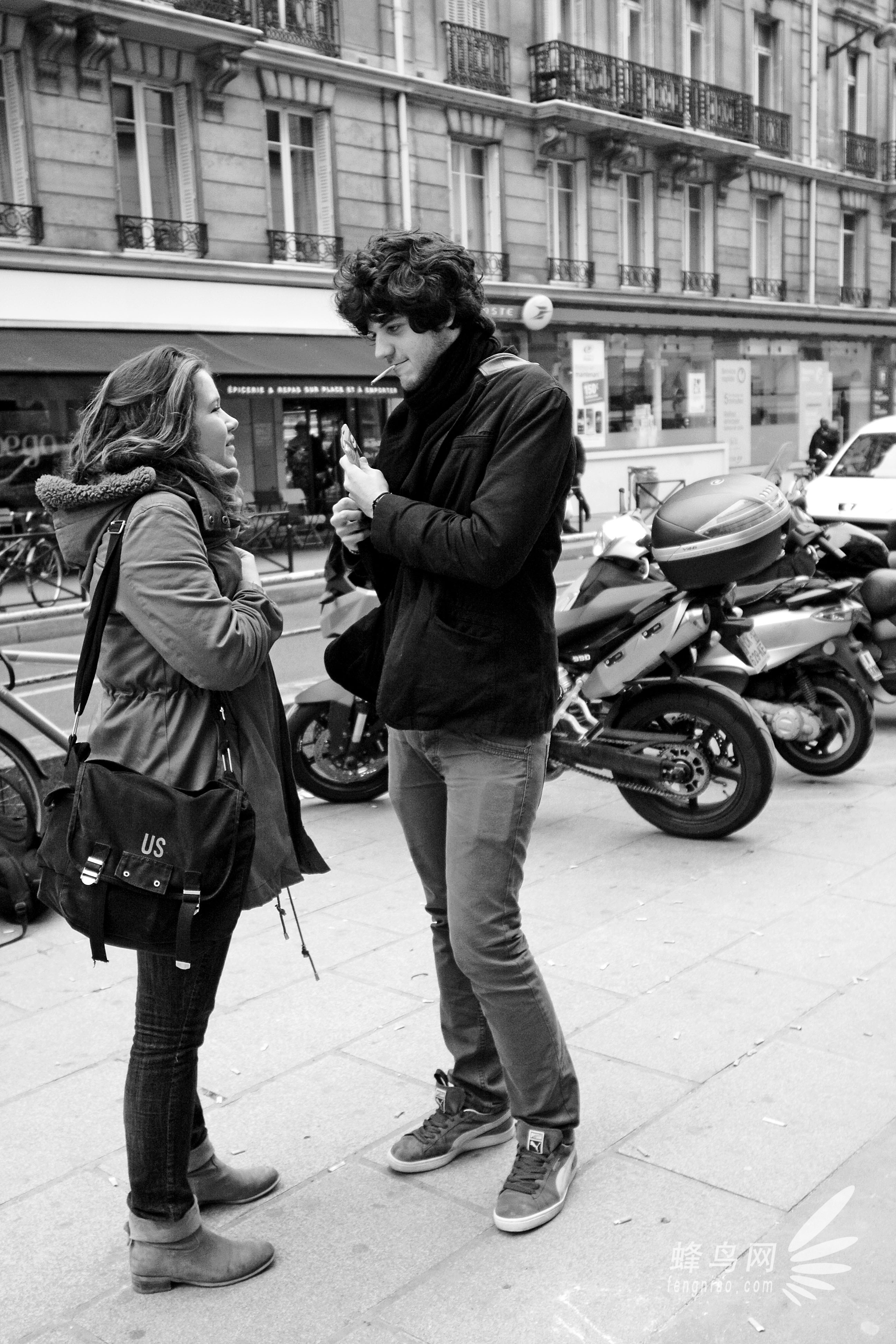 自由与艺术弥漫 摄影师镜头中的巴黎街头