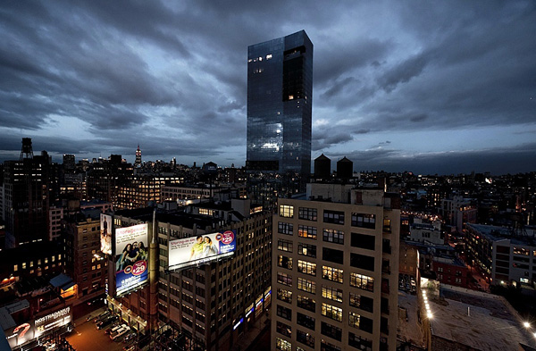 高楼耸立的现代化都市 跨越城市的建筑随拍