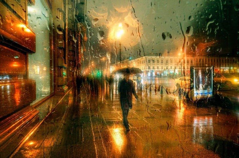 享雨中的宁静气息　领略圣彼得堡的雨中浪漫