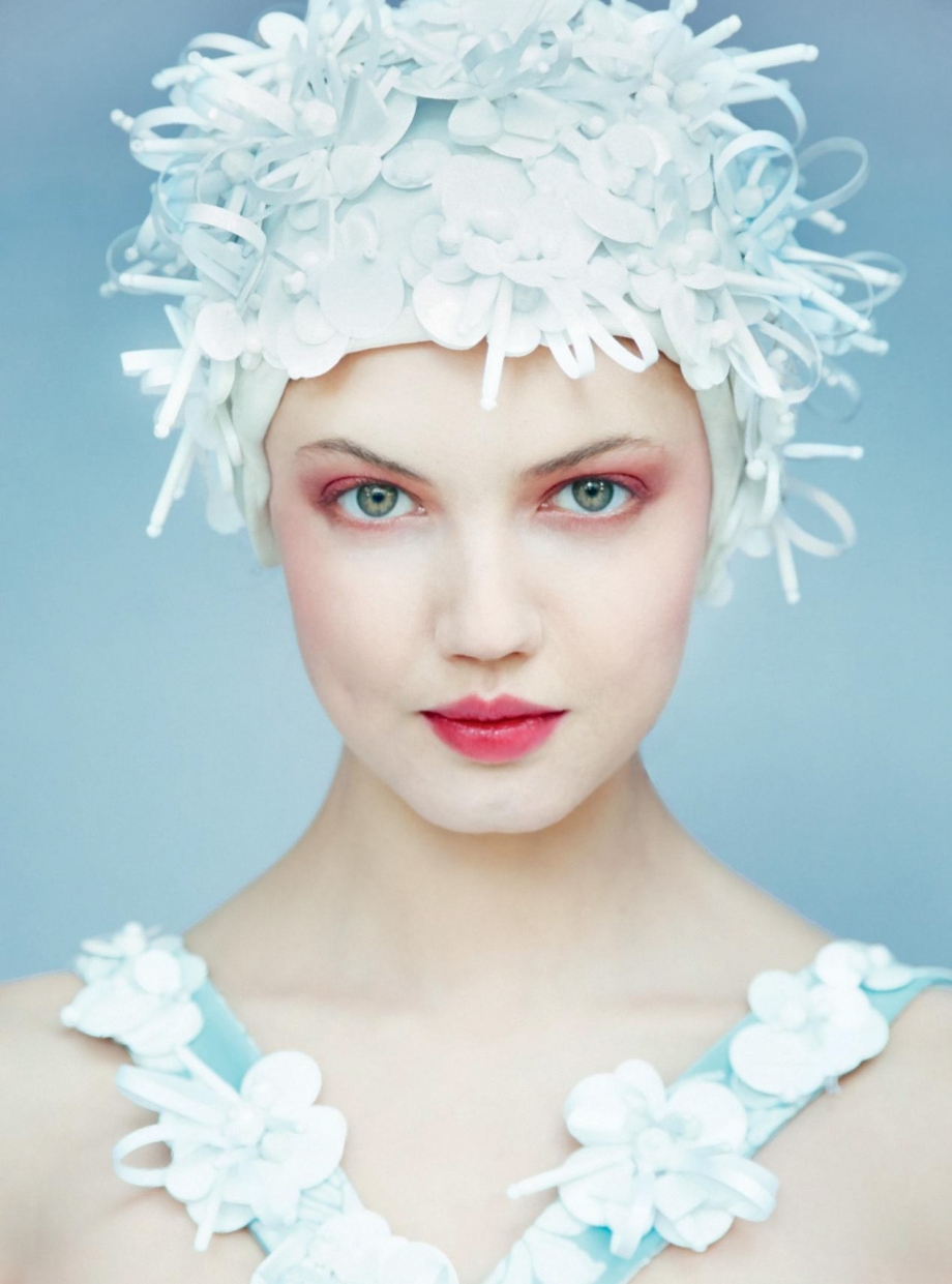 Ӣ桶Harpers Bazaar2017¿ʱдƬ