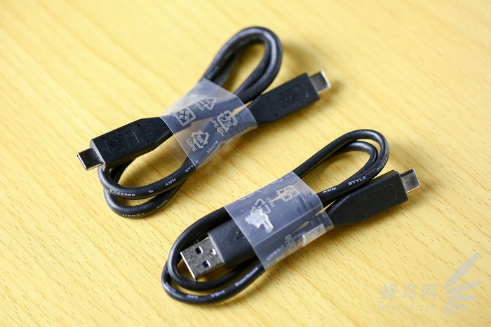 ʱ+USB -C LACIE P9227 2TBӲ