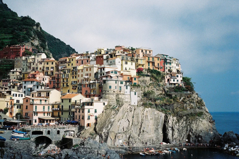 藏在意大利的这片净土 漫步依山傍海的五渔村