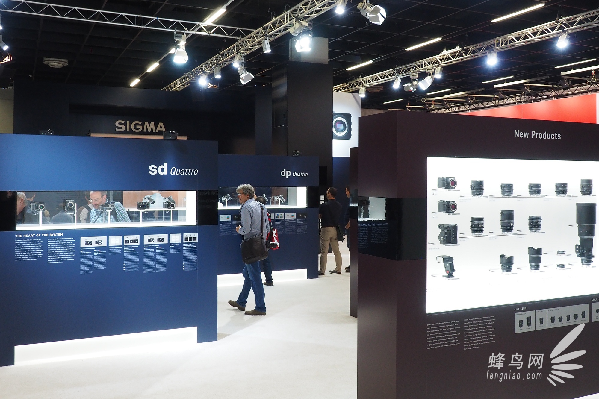 多款新品添入镜头群 适马展台现场报道