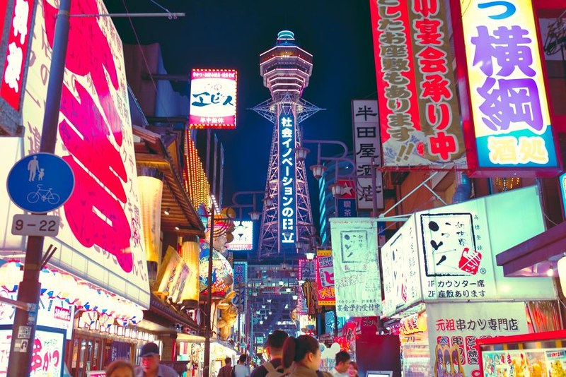 没有哪里像东京一样 捕捉迷醉的霓虹之夜
