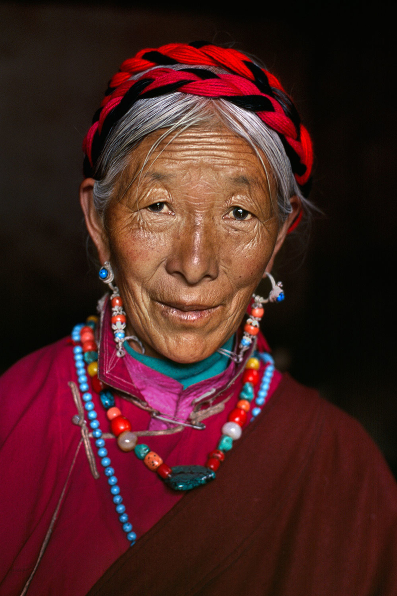 斯蒂夫·麦凯瑞的西藏肖像 记录淳朴美丽的面孔
