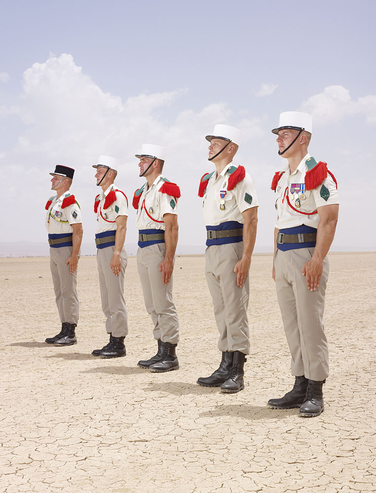 外国军人的各异着装 用制服显示身份的象征