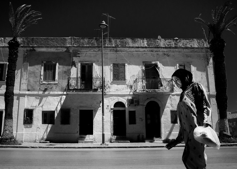 大隐隐于市的眼睛 记录突尼斯的趣味街头