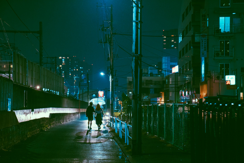 记录日本一年四季的烂漫夜色 安静中的浮华岁月