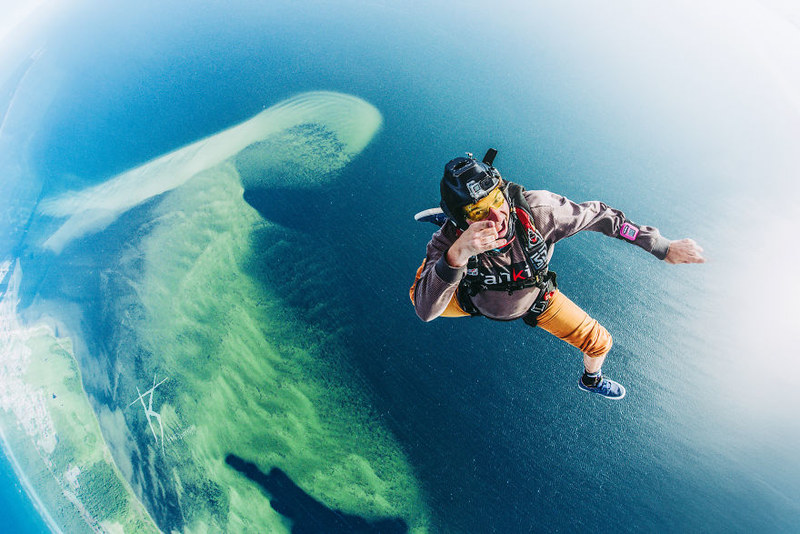 跳伞极限运动摄影 天际中捕获炫酷动感画面