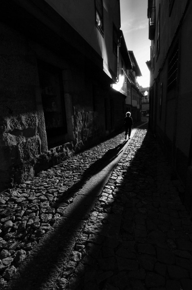 黑白魔力的街头摄影 寻找身边的精彩瞬间
