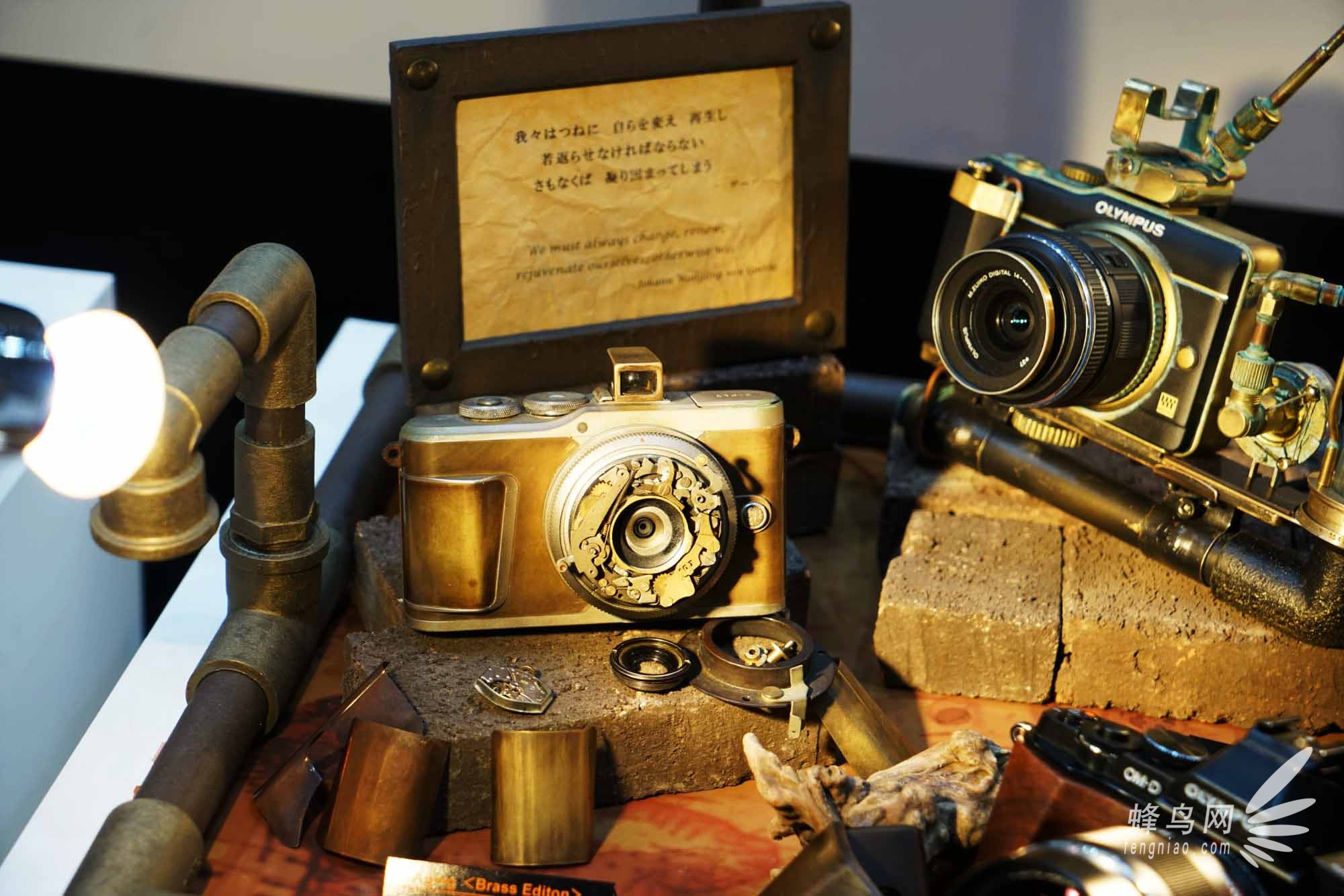 CP+2018:多款复古相机和奇特布景 奥林巴斯展台