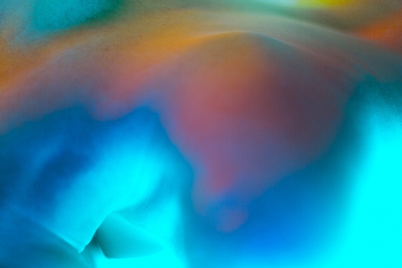 霓虹斑斓的荧光系人体 打造绝美科幻视觉