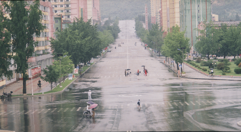 探寻神秘的国度 细腻颗粒下的朝鲜街头