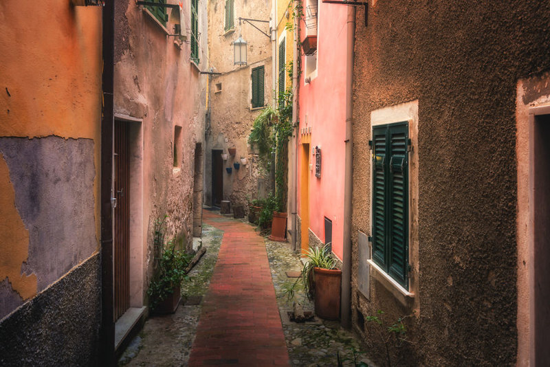 梦幻的童话小镇 动漫般的意大利清新文艺小镇