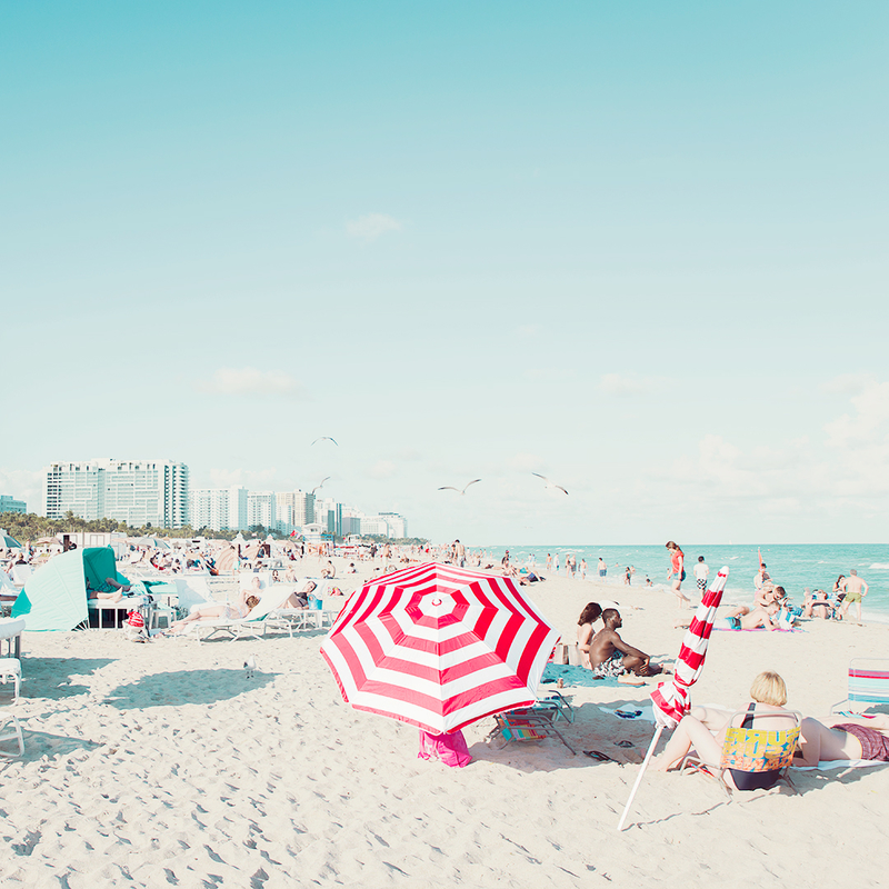 清爽海滩的夏日度假 淡蓝色的梦幻世界