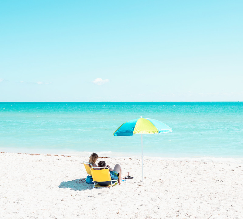清爽海滩的夏日度假 淡蓝色的梦幻世界