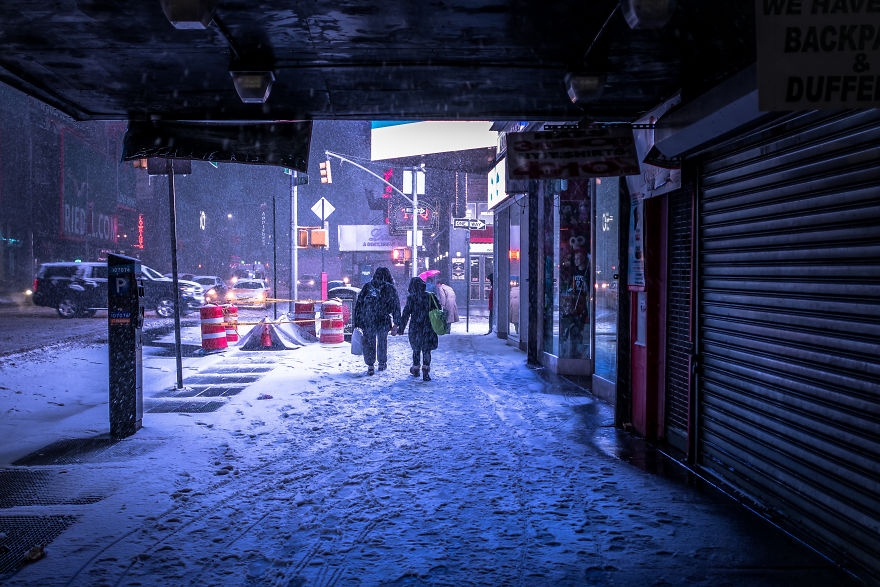 风雪肆虐的都市街头 千变万化的纽约街头