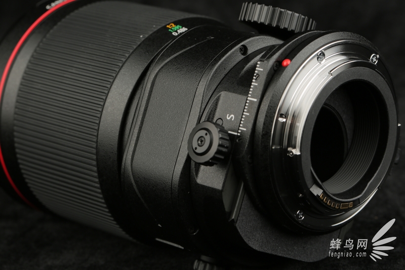 微距移轴 佳能TS-E 135mm f/4L Macro镜头开箱图赏