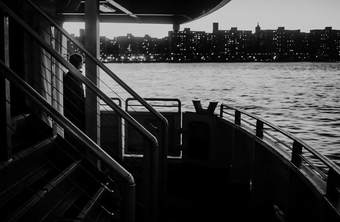 繁华背后的孤独寂寞 黑白影像下的纽约街头
