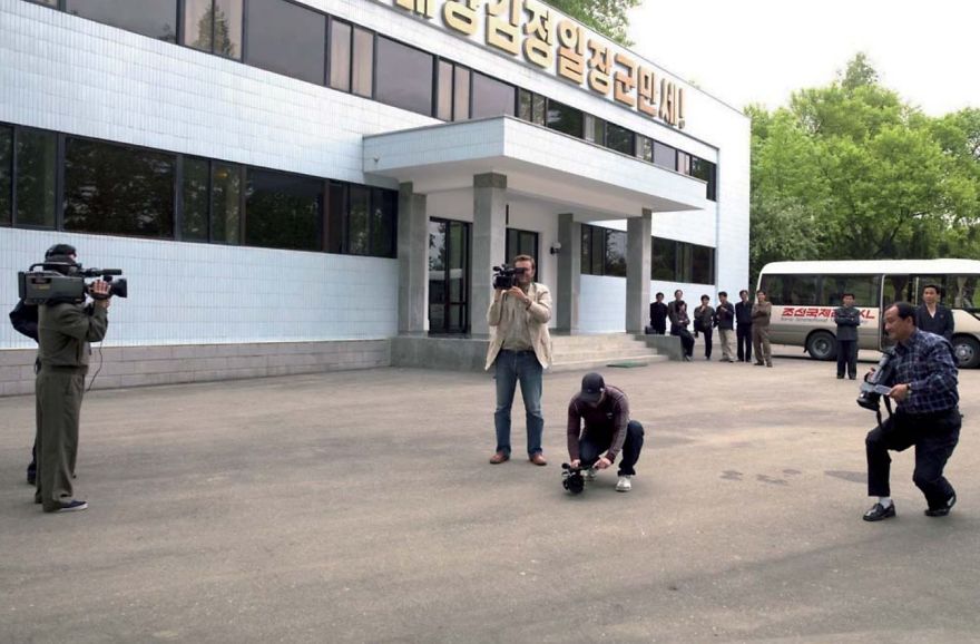 “幸福”背后的窘迫现状 朝鲜表面下的真实生活