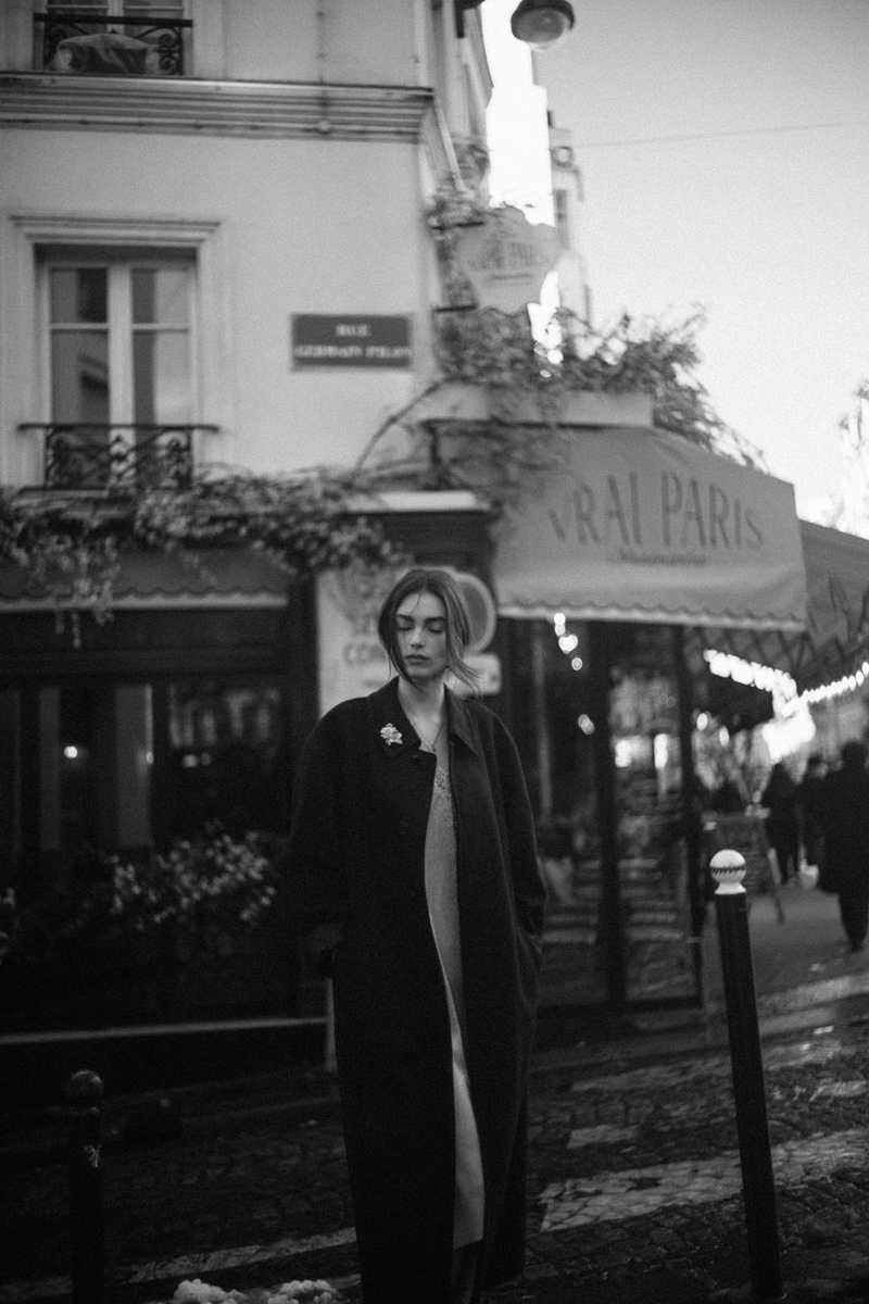 探秘巴黎的宁静时光 黑白影像的细腻感悟
