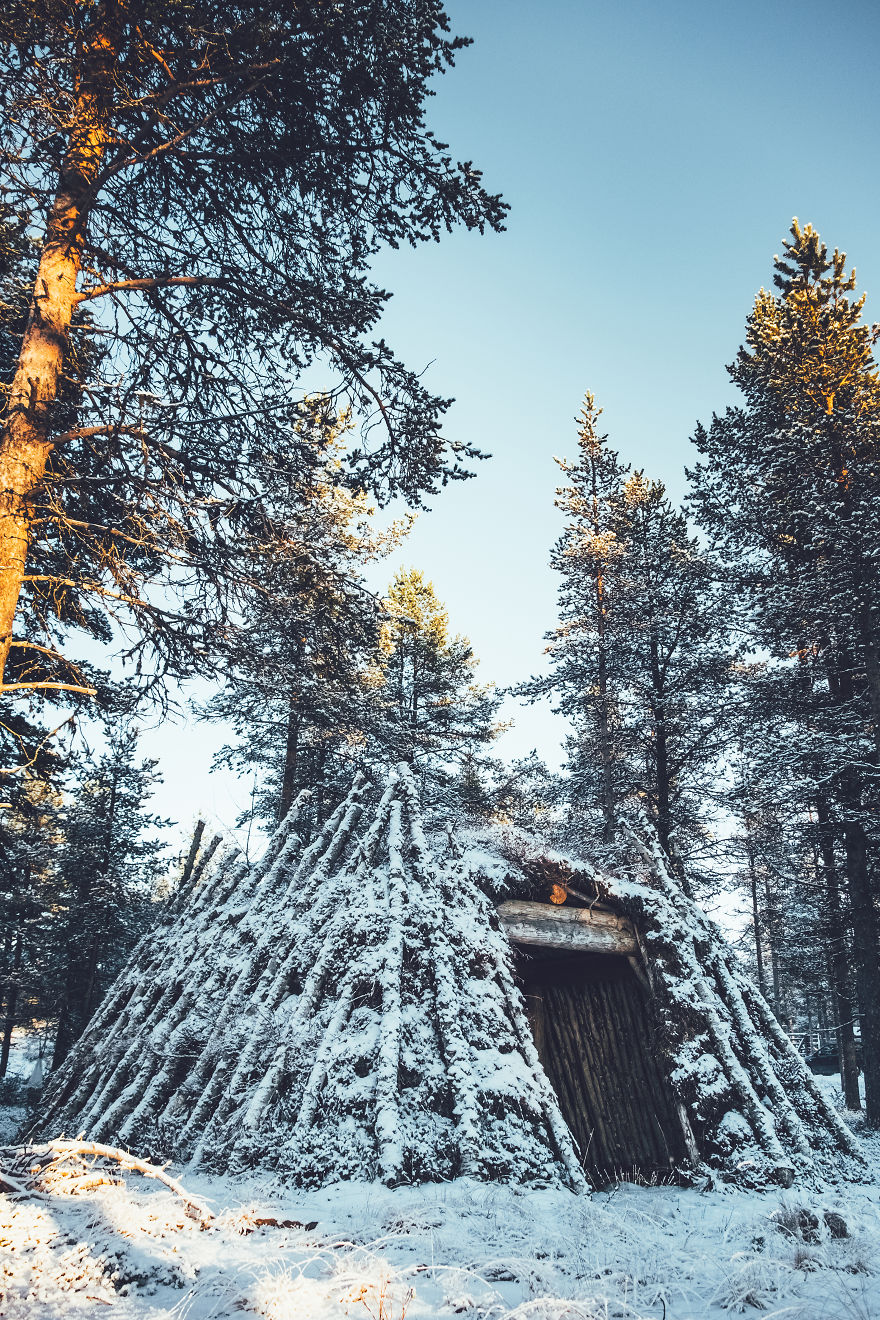 冰岛魅力无限 穿越冰雪世界追逐璀璨极光 