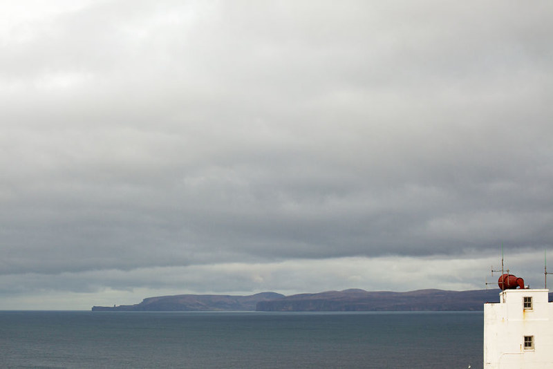 乌云密布的冷峻 苏格兰高地的无人空境