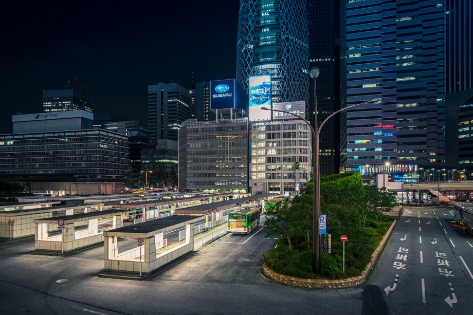 新宿街头的华丽之夜 灯红酒绿的超级都市