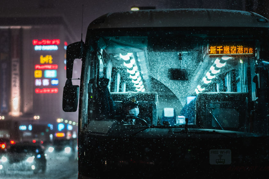 浪漫风雪夜归人 札幌冬日的大雪之夜