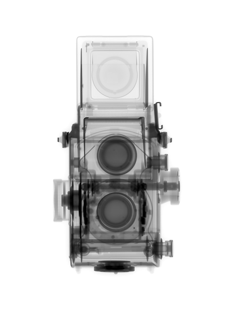 被反拍的相机肖像 X光下的相机内部构造