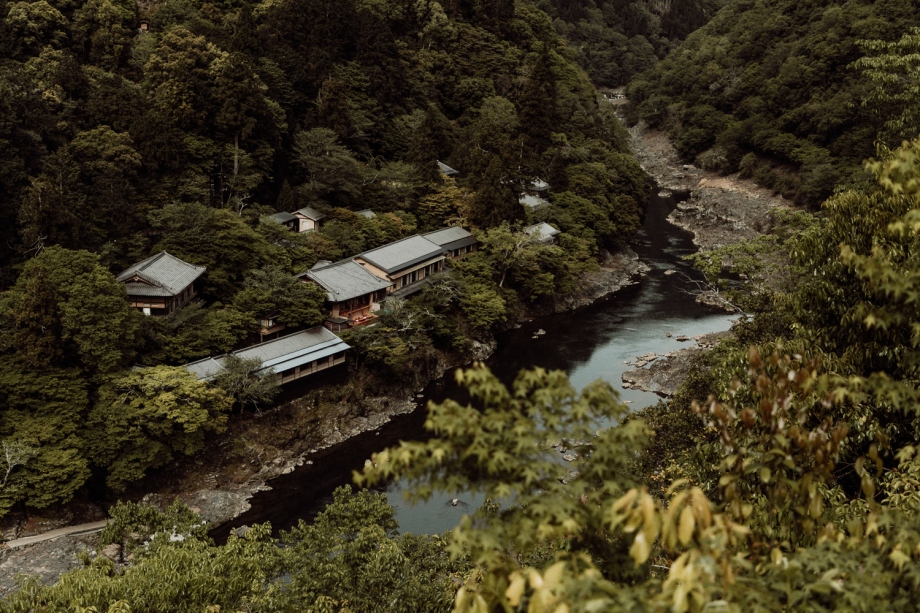 柔和的橘色影调 电影般的日本京都街头