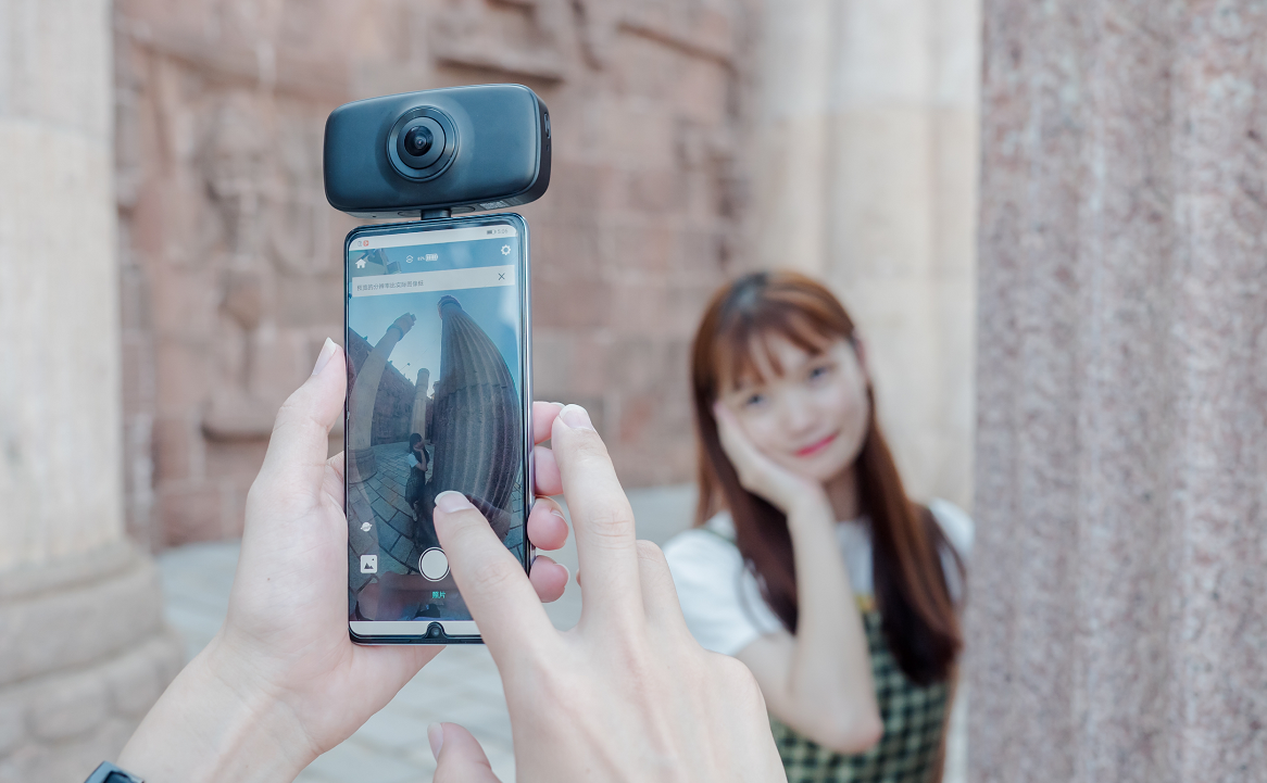 QooCam FUNȫȫͨܣͨʱ
