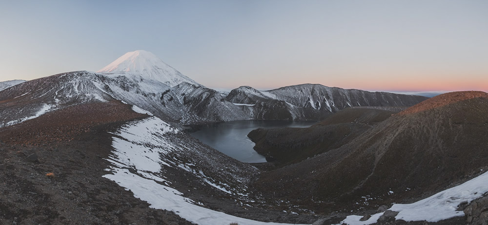 新西兰的冬日滑雪场 猎取自然的雪原美景