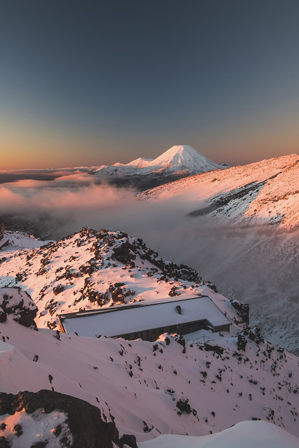 新西兰的冬日滑雪场 猎取自然的雪原美景