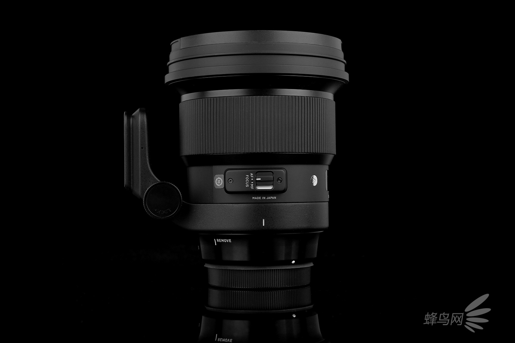 ɫС 105mm F1.4 Artۼ9299Ԫ