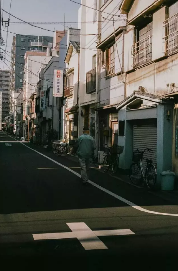 沉默的东京街头 感受喧嚣外的一丝宁静