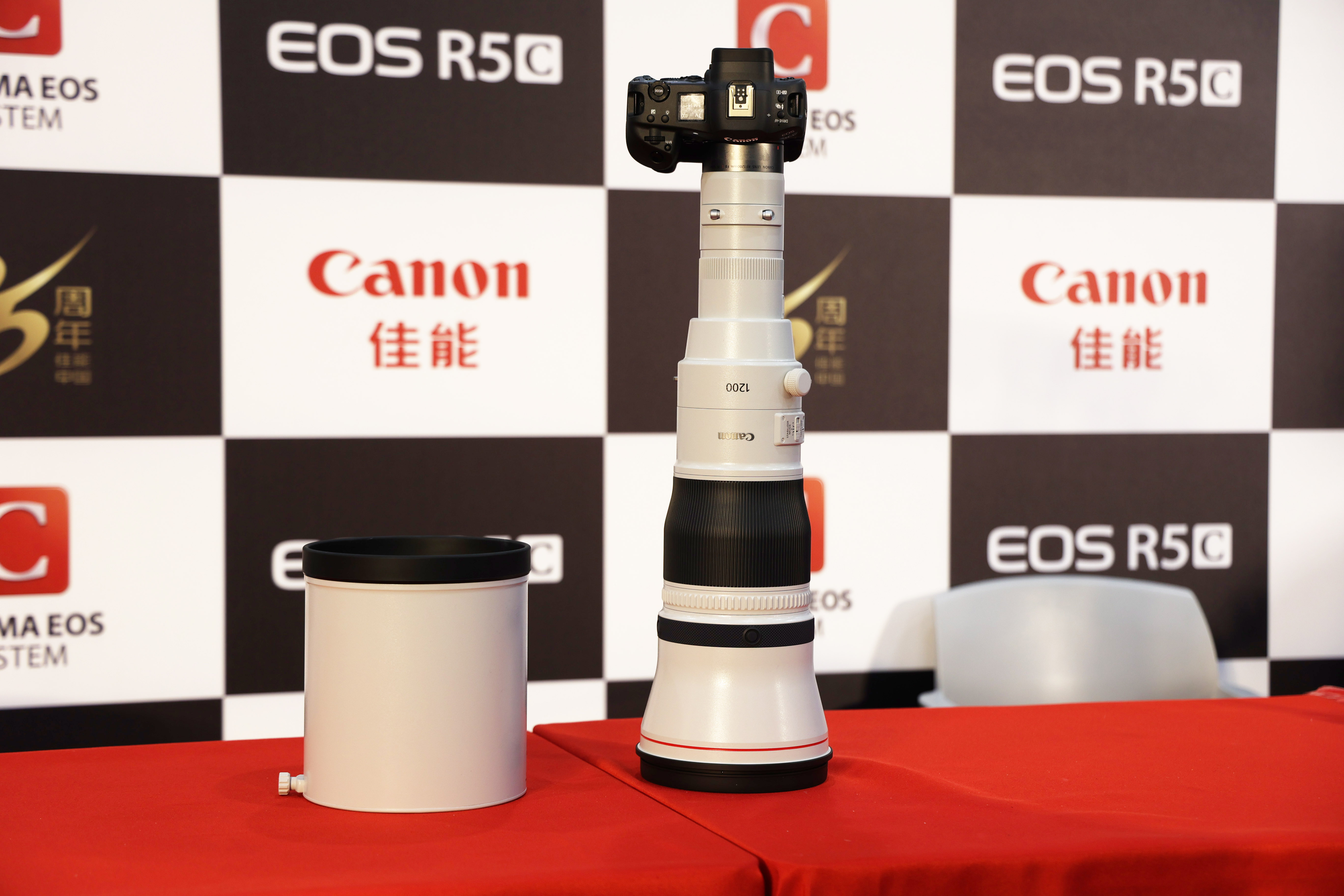 对上市销售充满期待 佳能EOS R5 C发布专访
