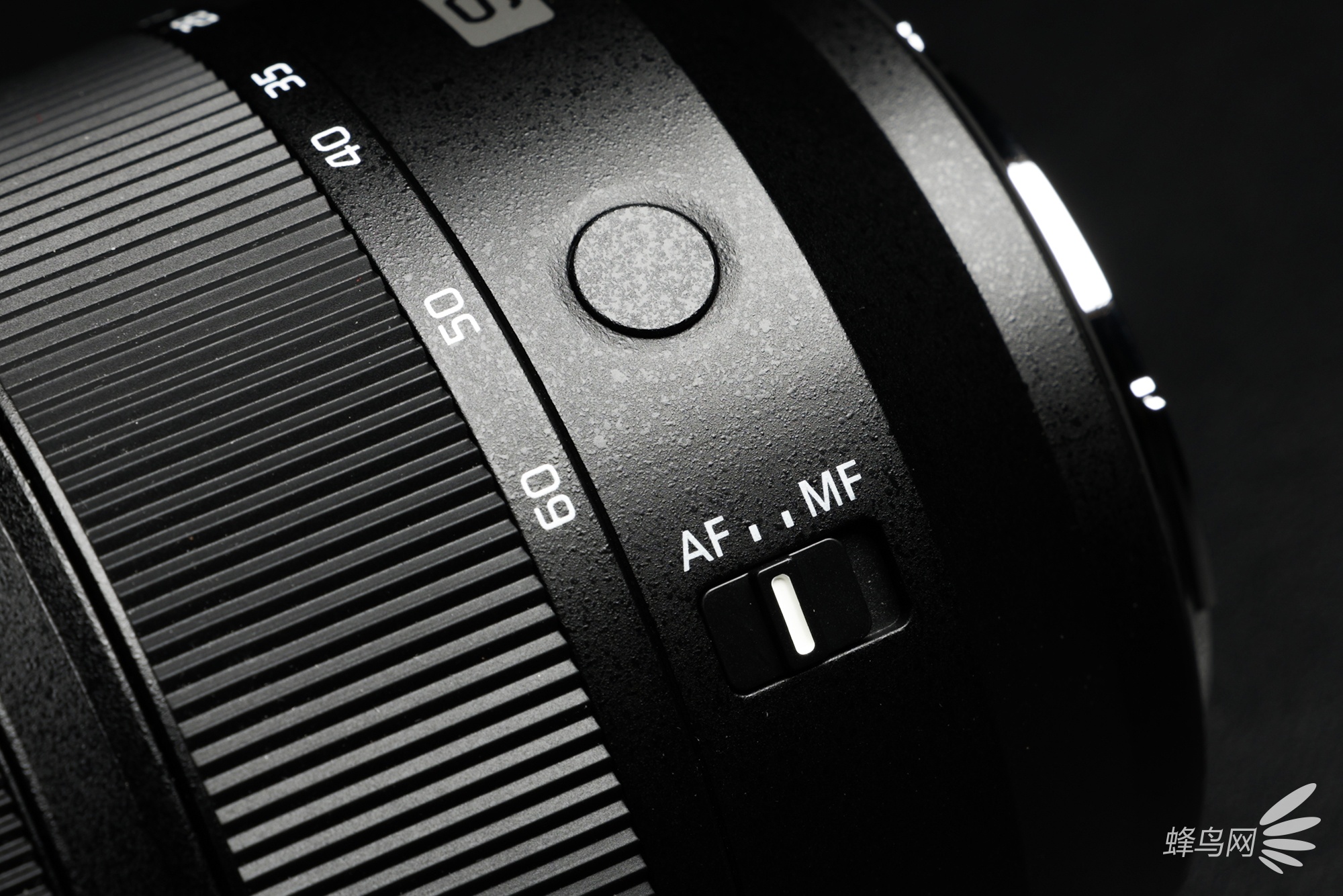 LUMIX S 24-60mm F2.8