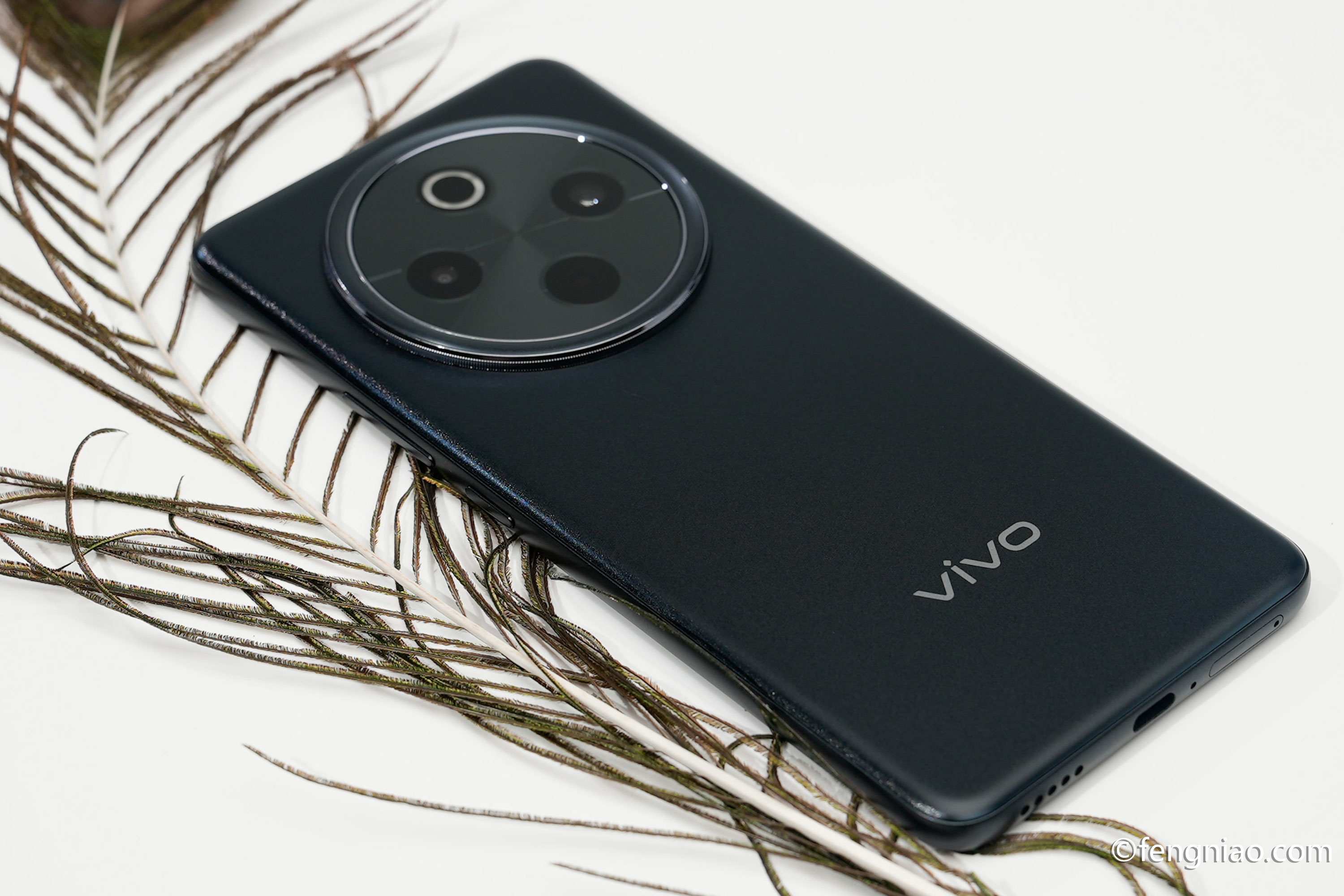 7300mAh+90WԵǳ vivo Y300 Pro+