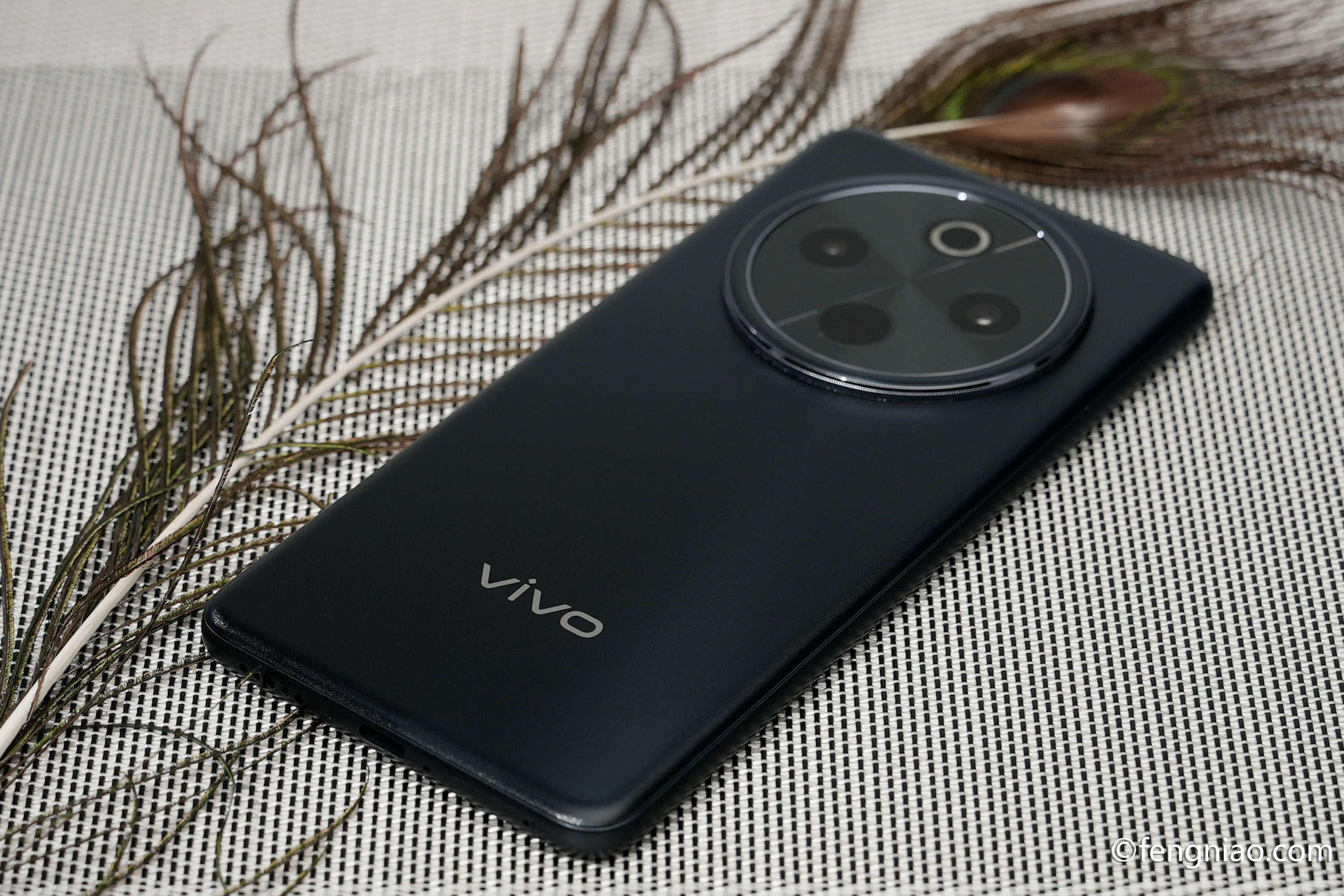 7300mAh+90WԵǳ vivo Y300 Pro+