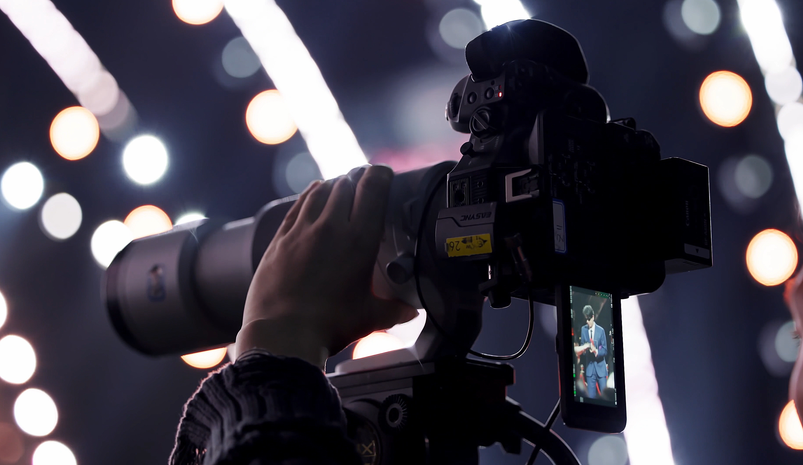 ����CINEMA EOSϵͳΪ��������Ϣ�������������λʵ������