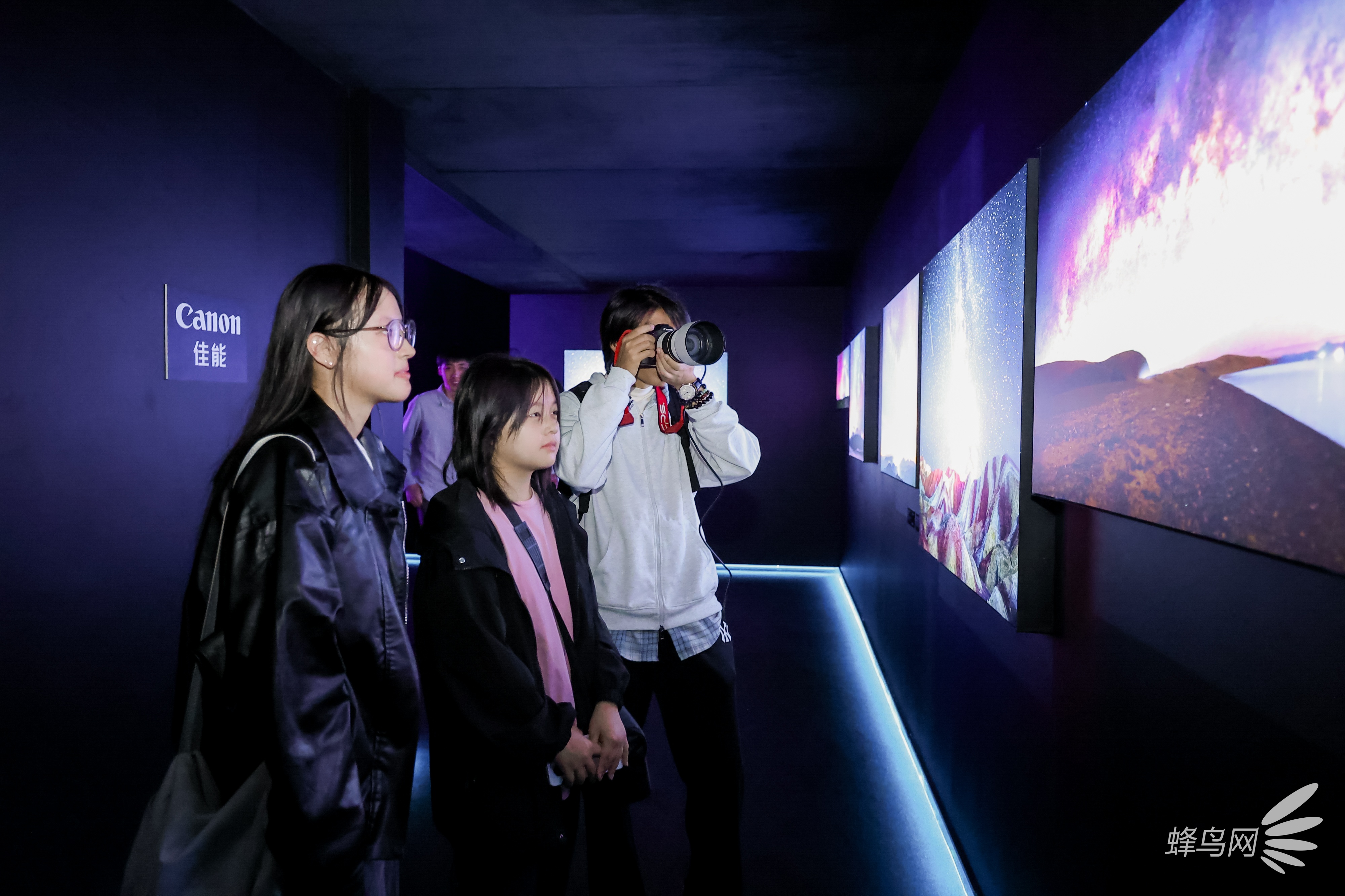 2025����Ӱ����껪֮EOSӰ��������԰�Ϻ���Ļ ����Ӱ��������������