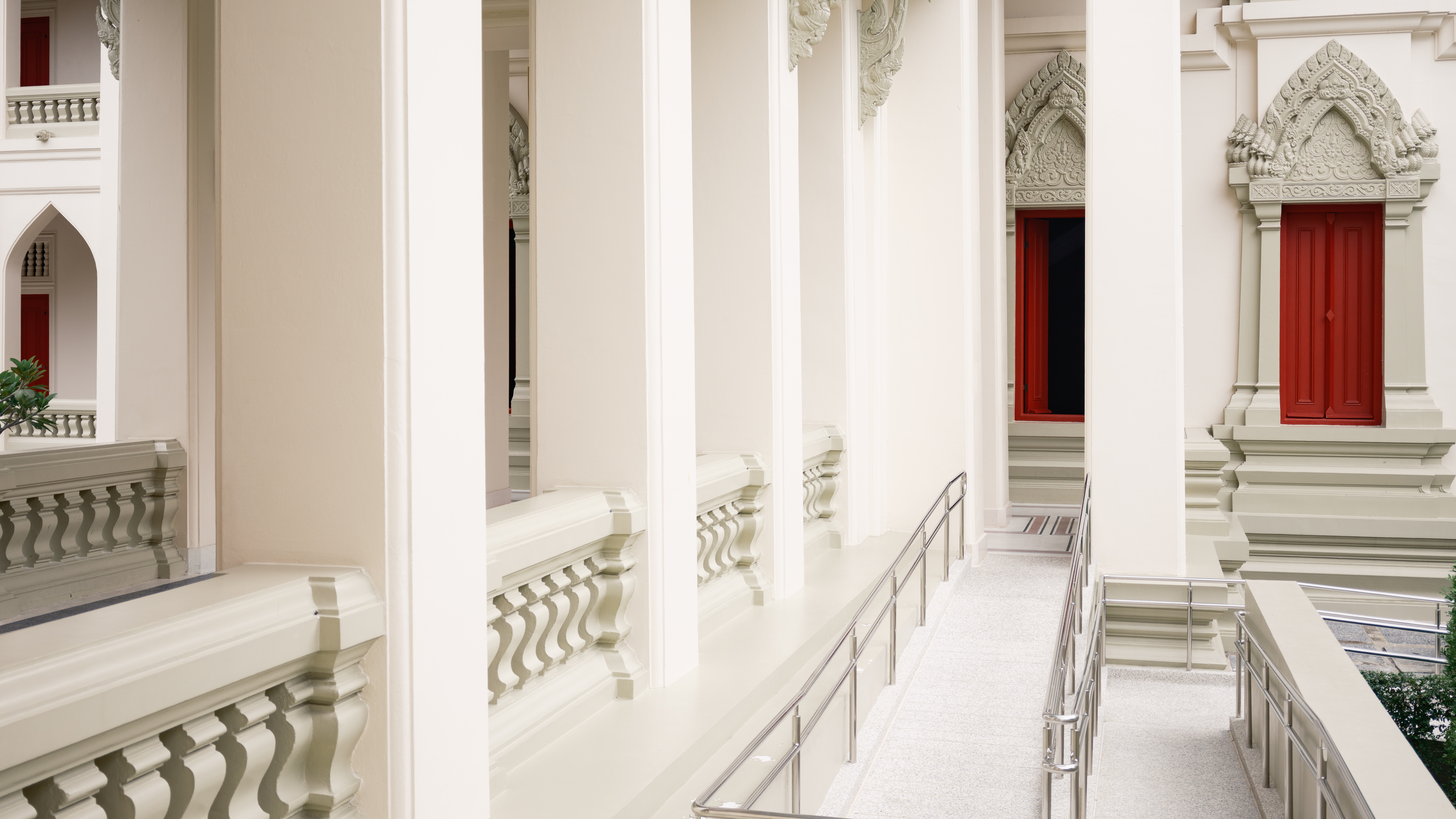 28mmF4的中画幅，是富士的“陷阱”还是扫街的“甜品”？