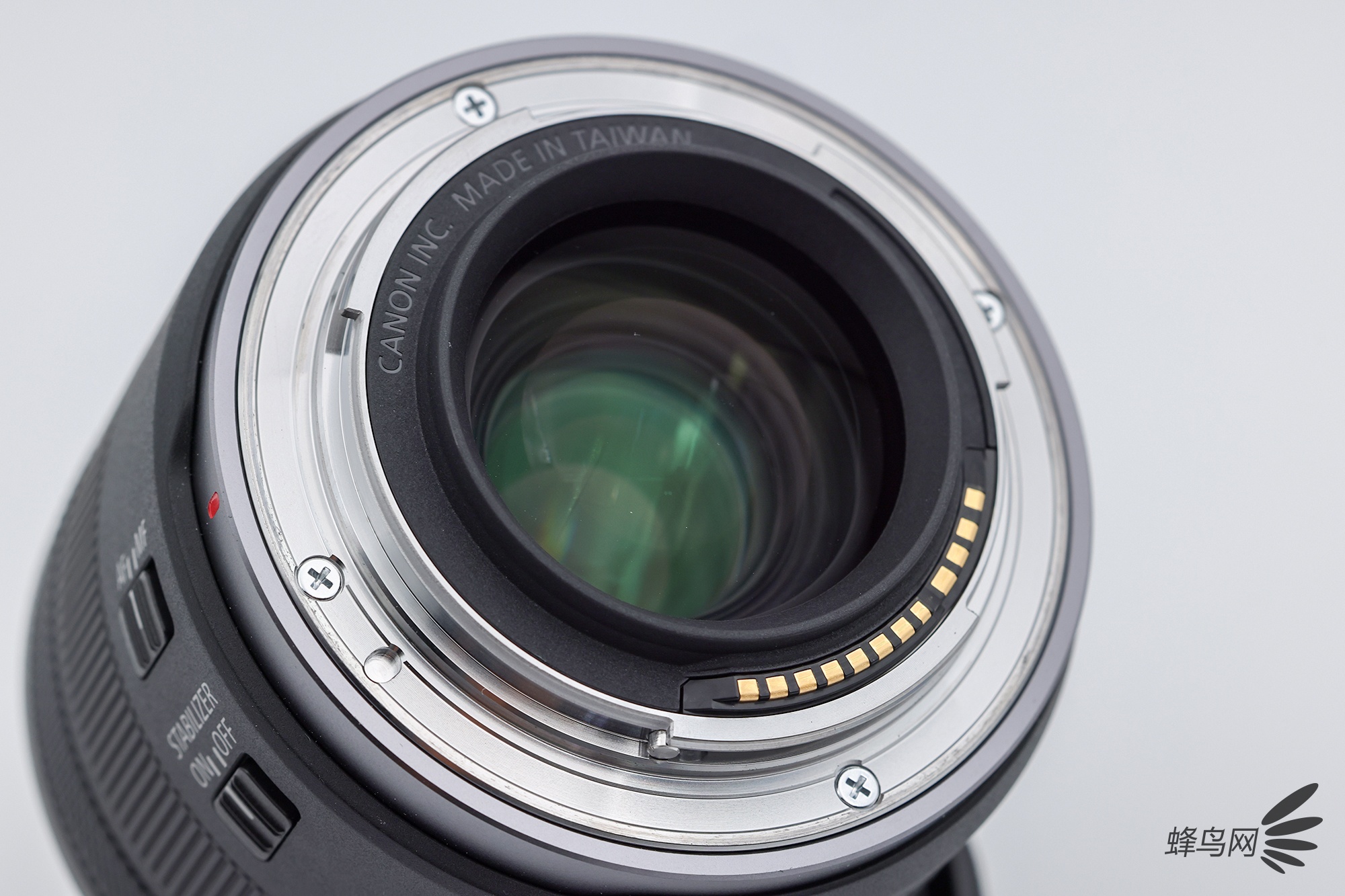 ΢ඨ RF24mm F1.8 MACRO IS STM