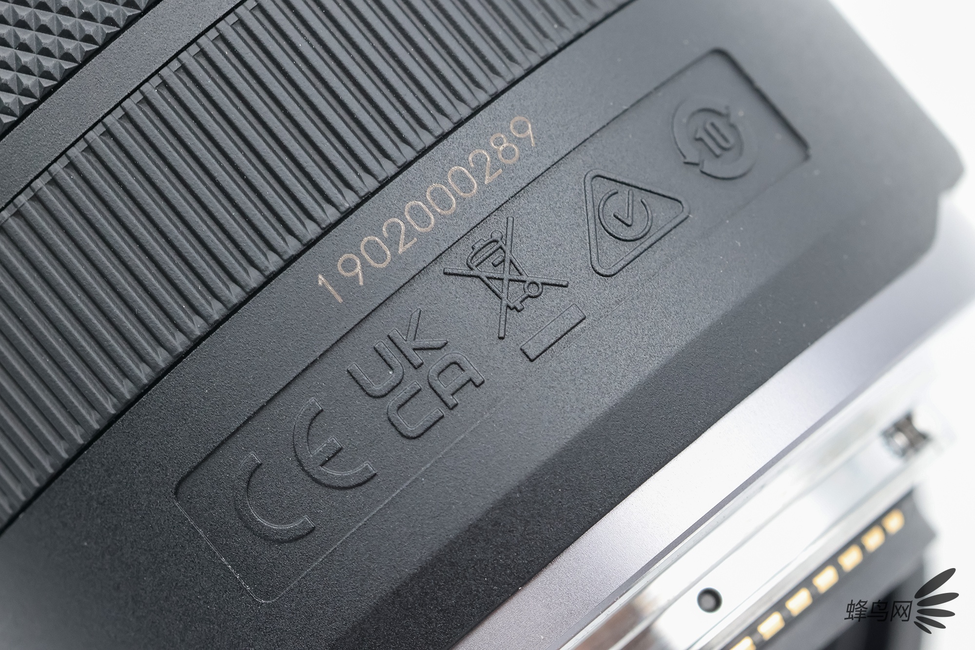 ΢ඨ RF24mm F1.8 MACRO IS STM