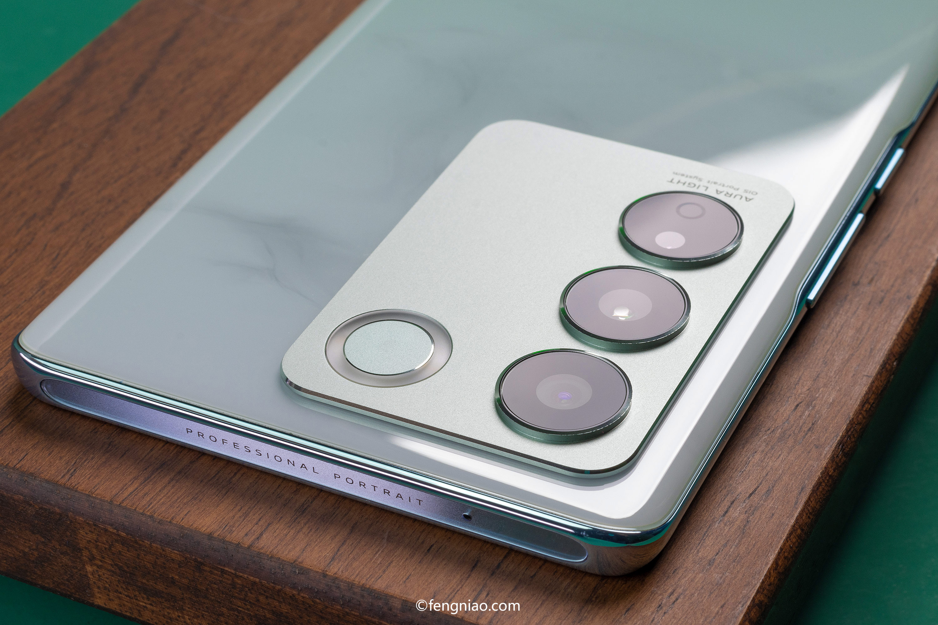  ״˫ vivo S16 Pro