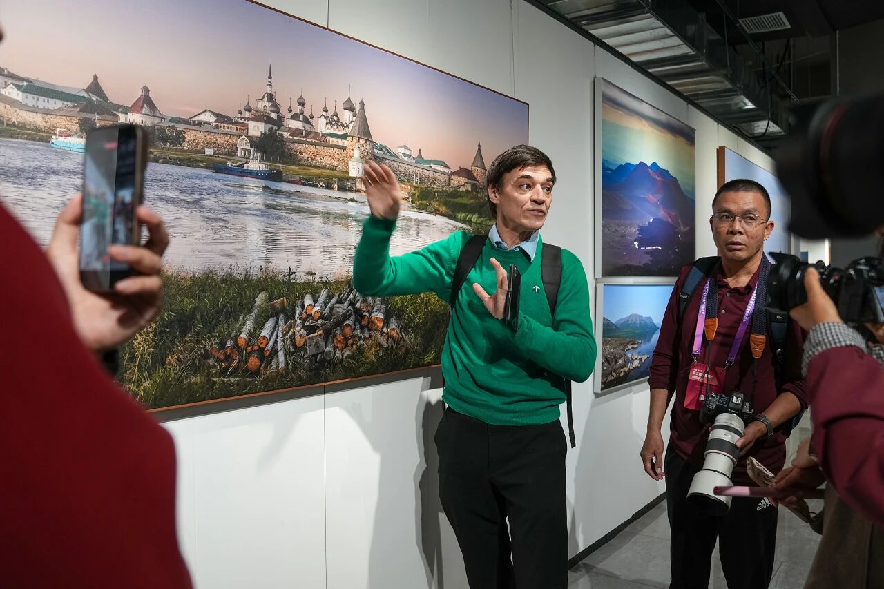 ��Խɽ�����Ի������������й����żҽ硱�����������Ų���Ӱ��չ��ɽˮʤ������Ļ