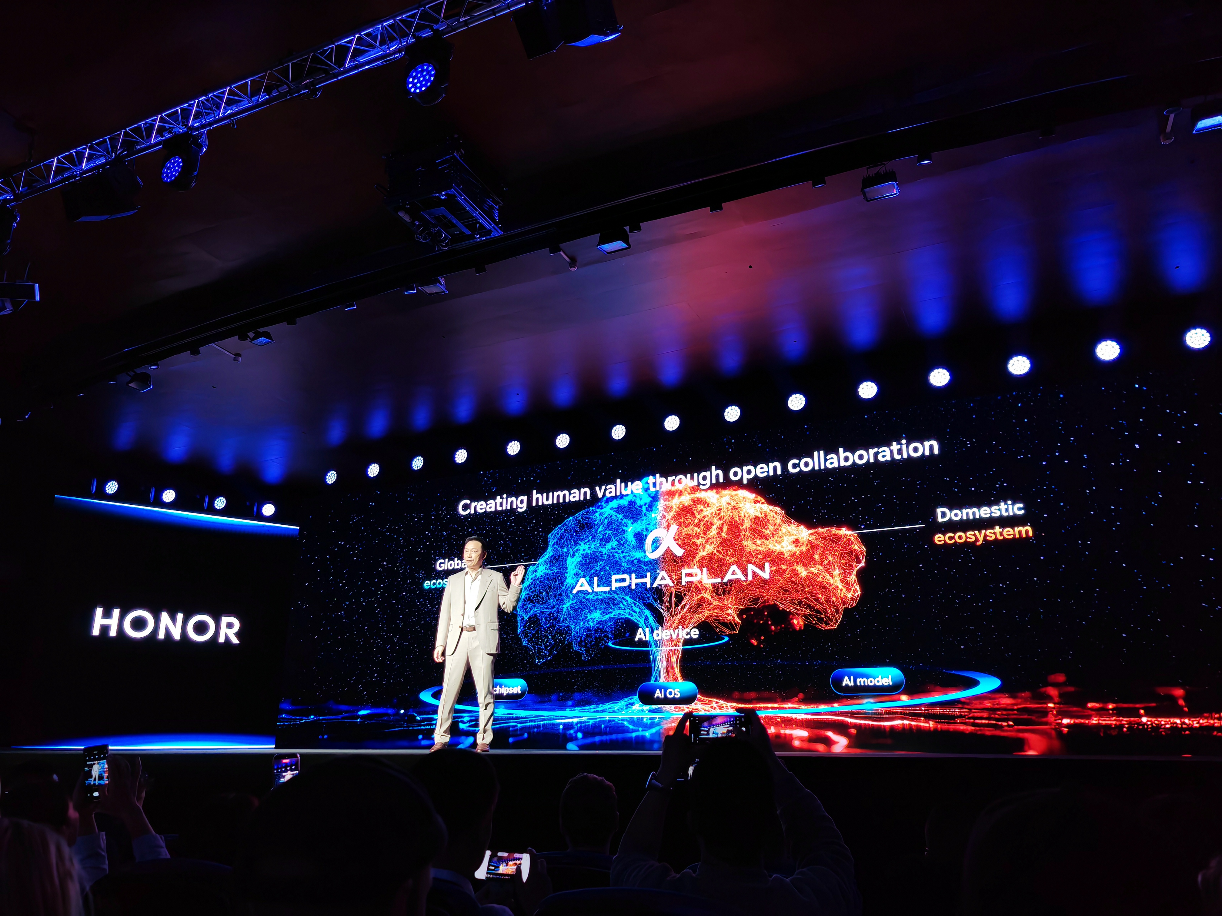 ��ҫ���AHI���� CEO����˹�������汸���ܶ���������