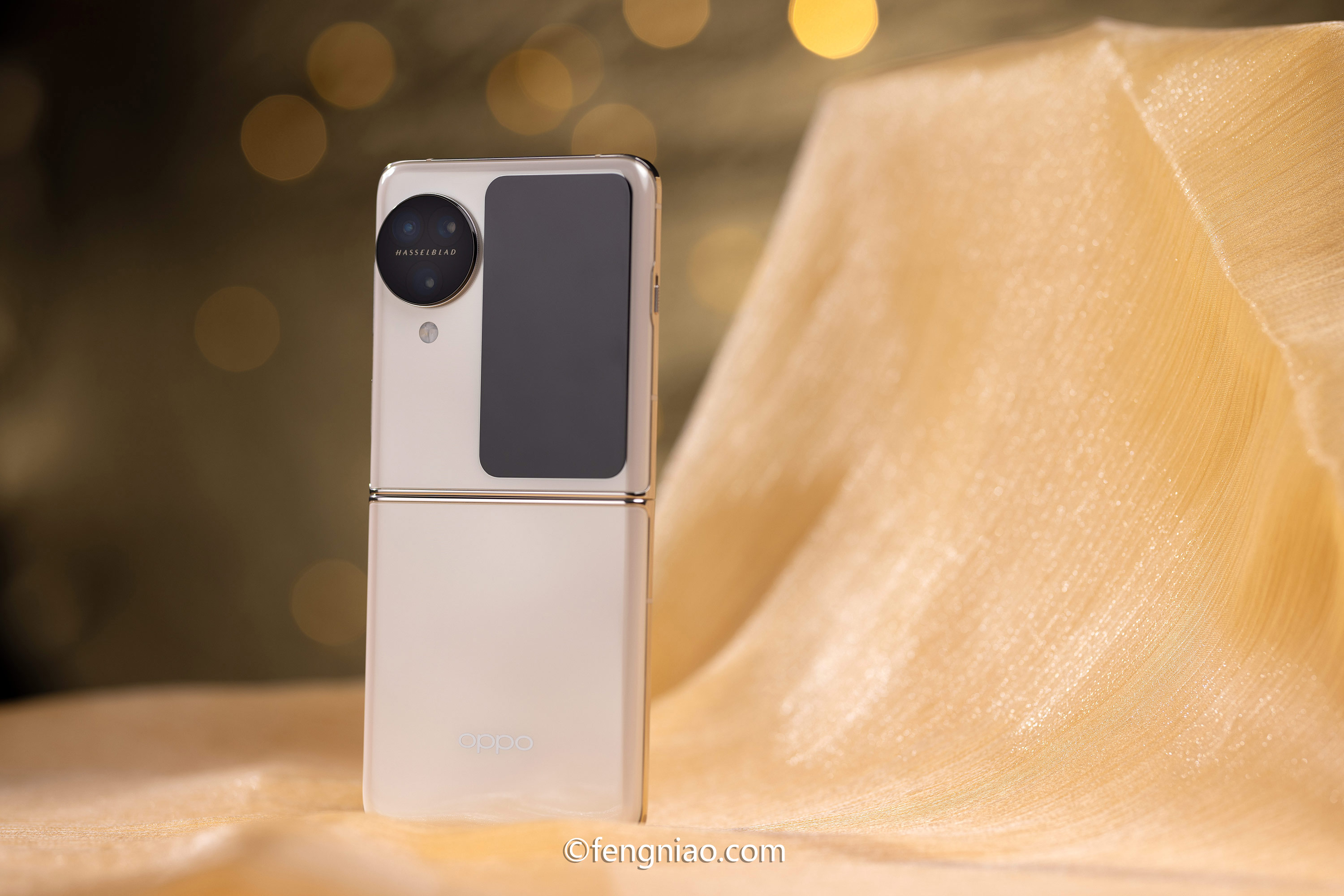 ϷܿƼ֮ OPPO Find N3 Flip¹˹ͼ