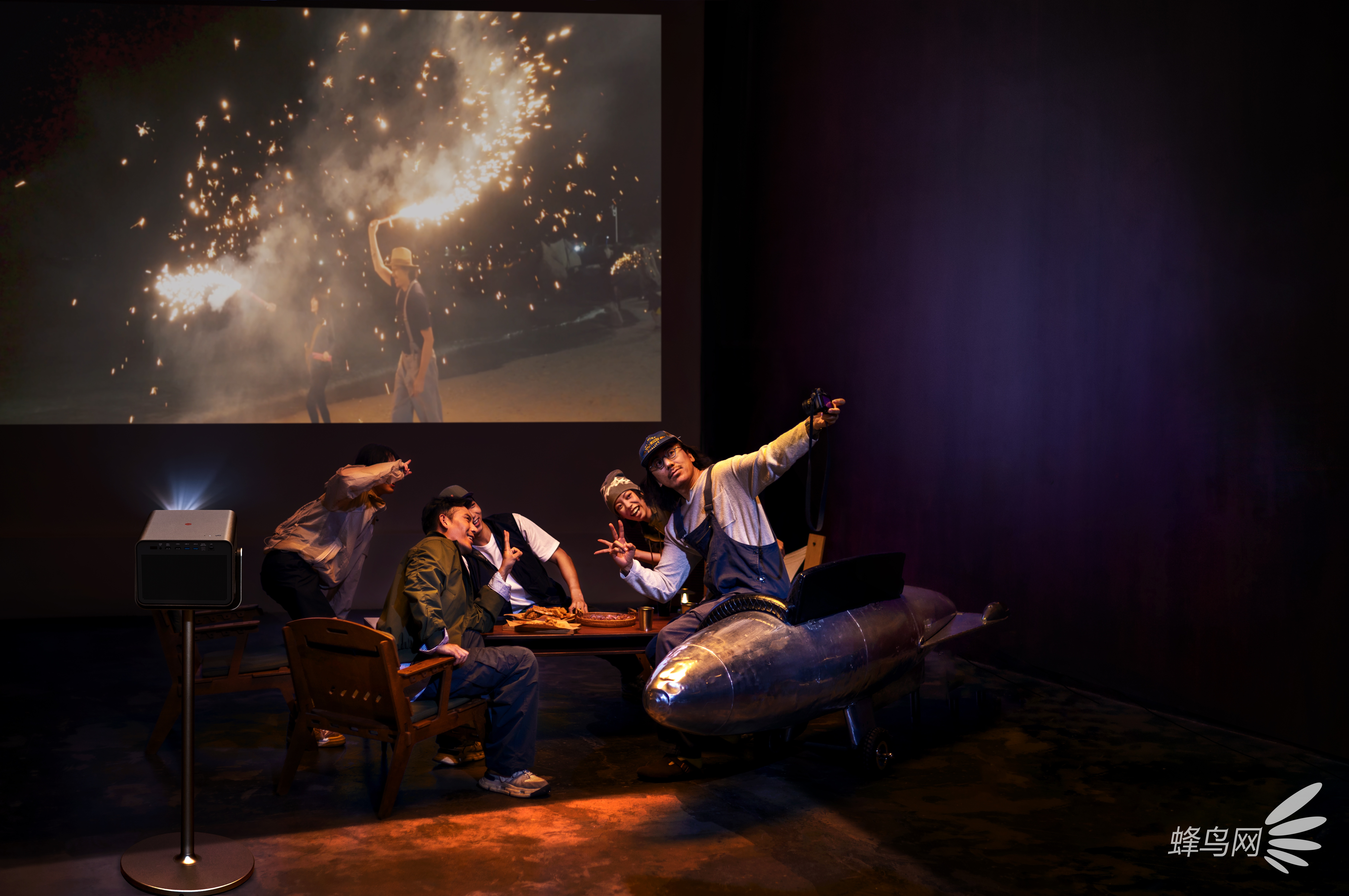 �⿨����Cine Play 1 Plus�๦������ͶӰ��